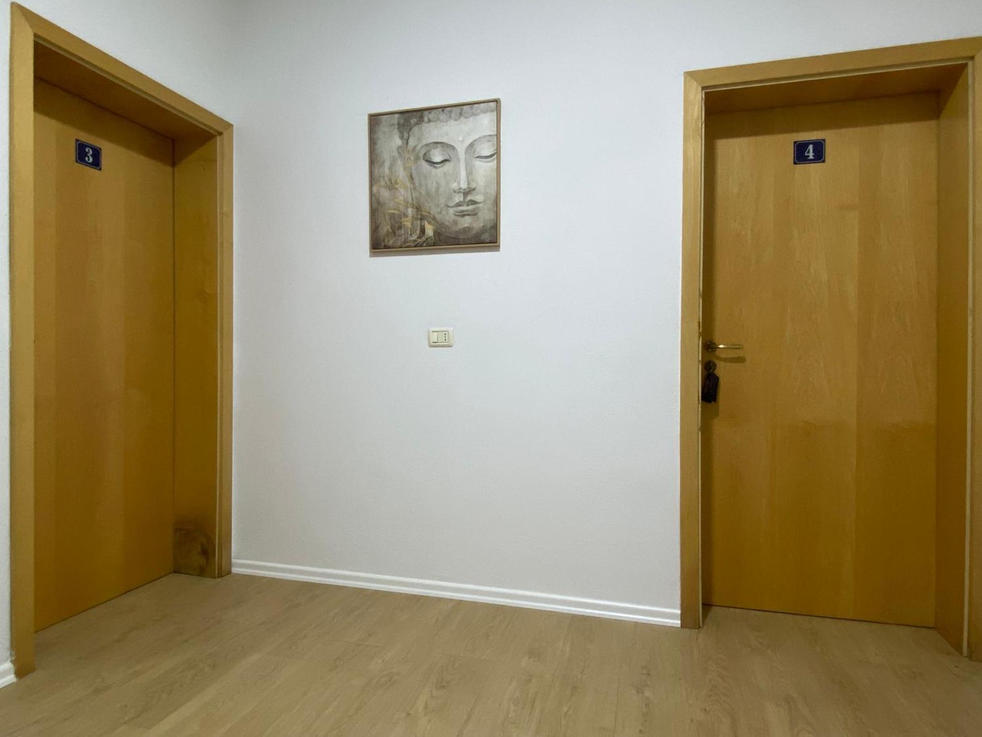 Vila M Vera Rooms With Kitchen And Apartments Durrës Eksteriør bilde